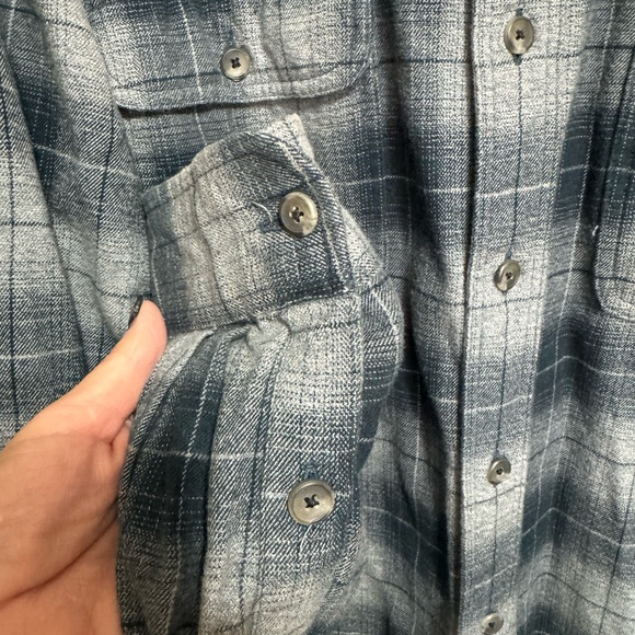 Carhartt Flannel Button Up Shirt, Size‎ XL - Picture 4 of 6